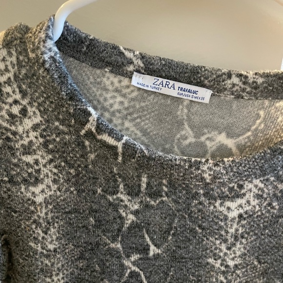 Zara snakeskin cropped sweater - Picture 2 of 2